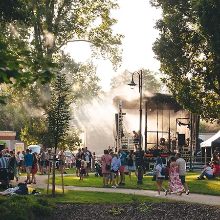 シャレー Tiny House Jested